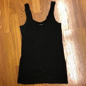 Medium black tank top